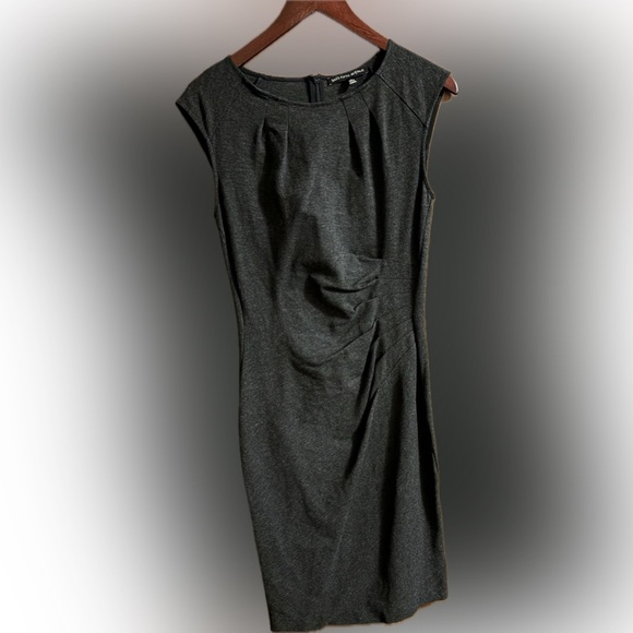 Saks Fifth Avenue charcoal grey dress. - Picture 1 of 3